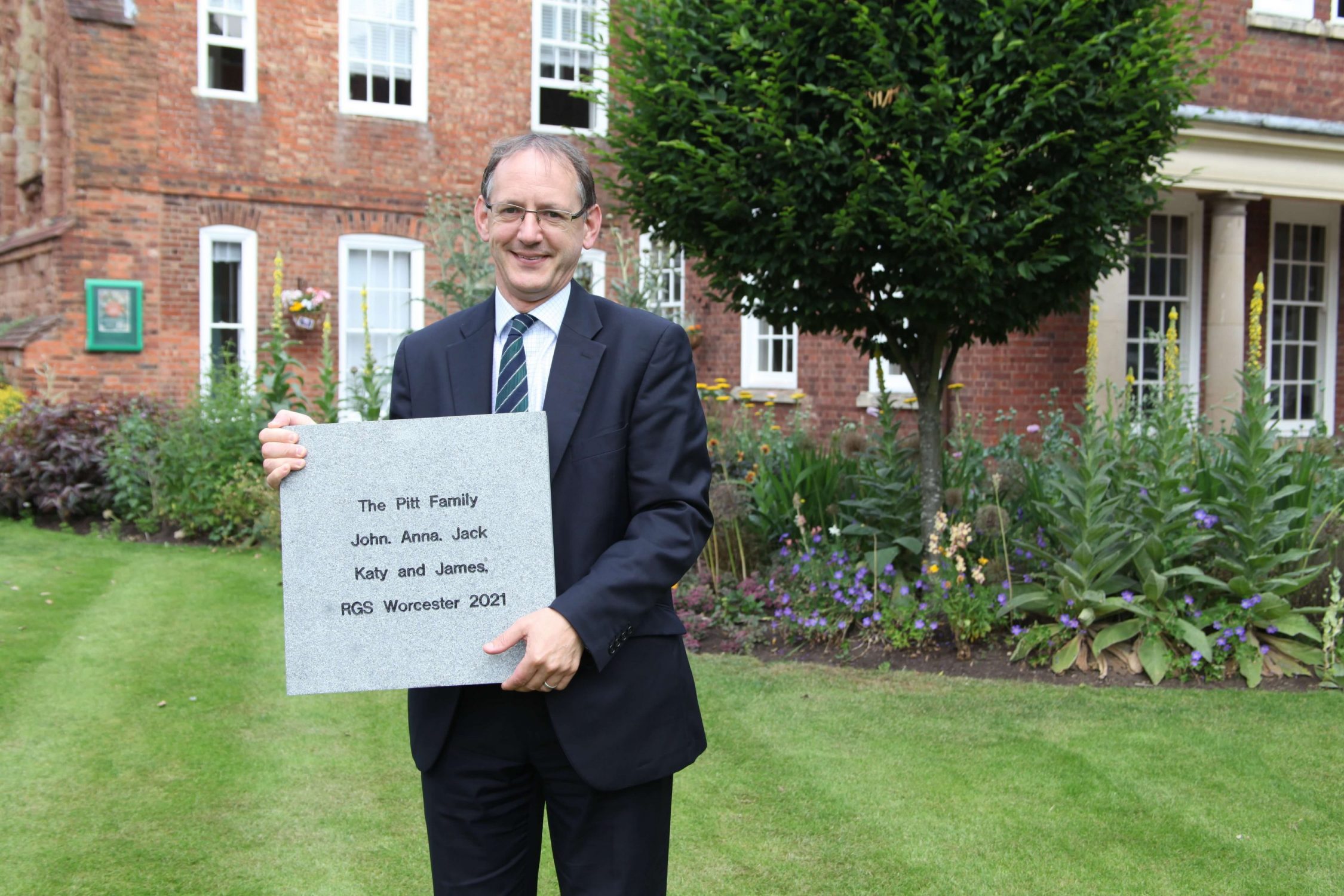 Buy a brick - Sponsorship stones arrive July 2021