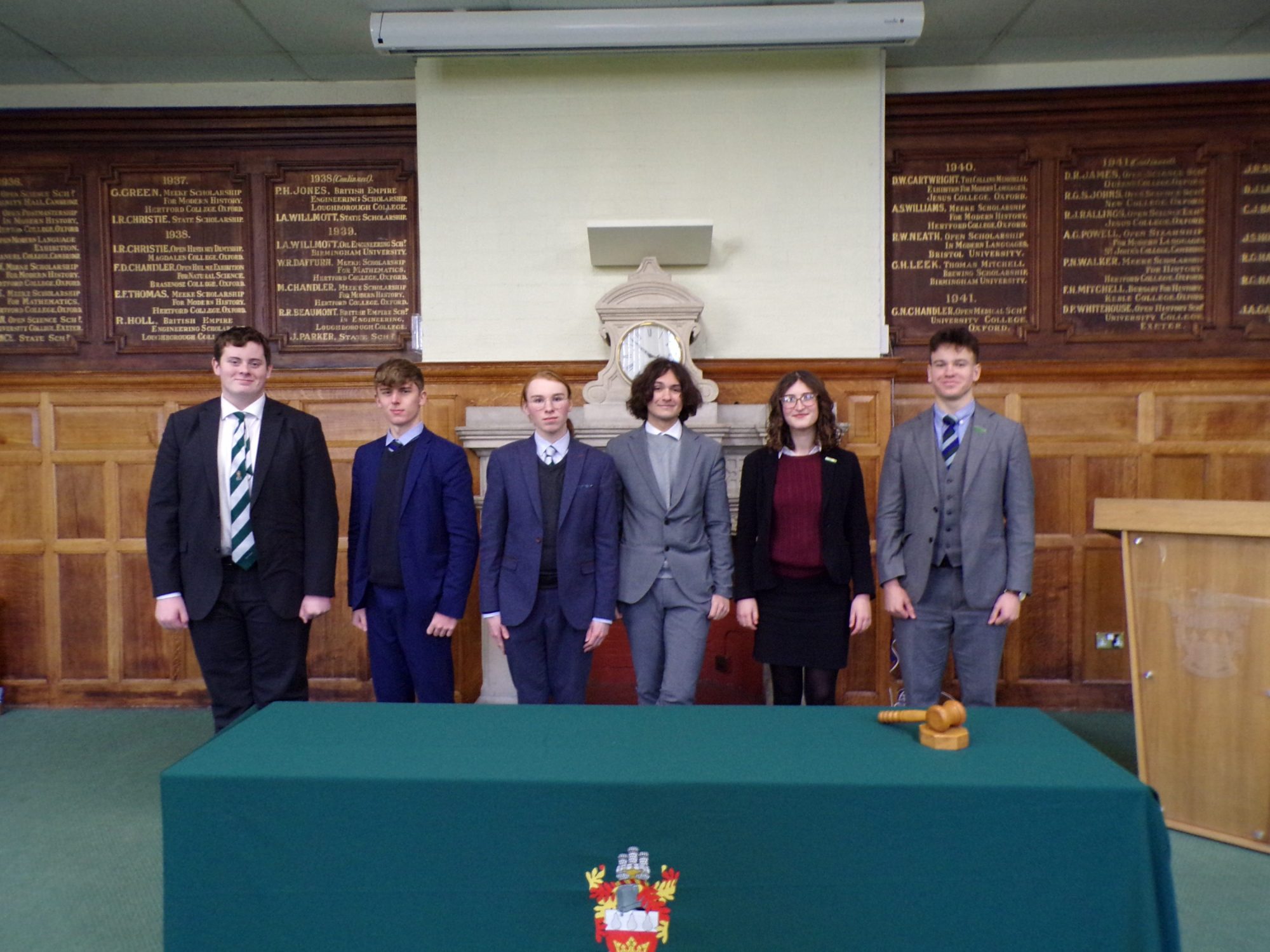 Debating season starts: Warwick Schools 2021 Debating season starts: Warwick Schools 2021