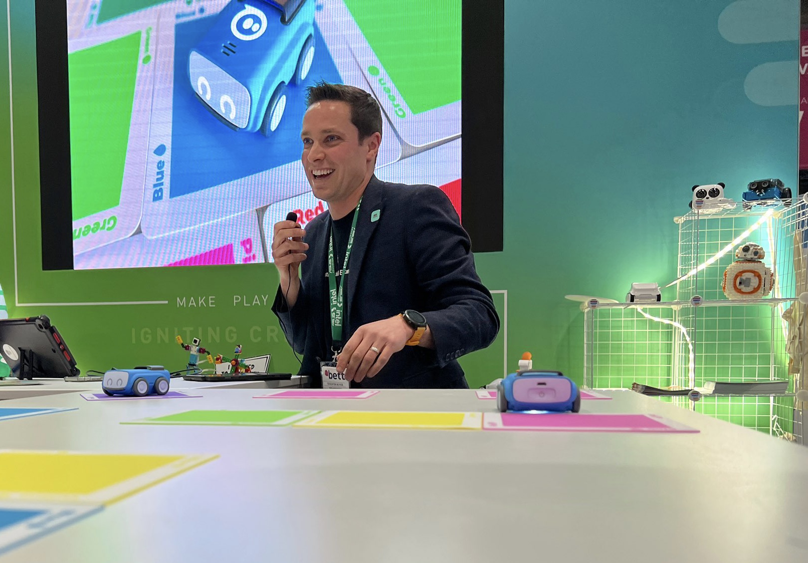 Mr Matt Warne was presenting and demonstrating outstanding teaching techniques on the Sphero stand