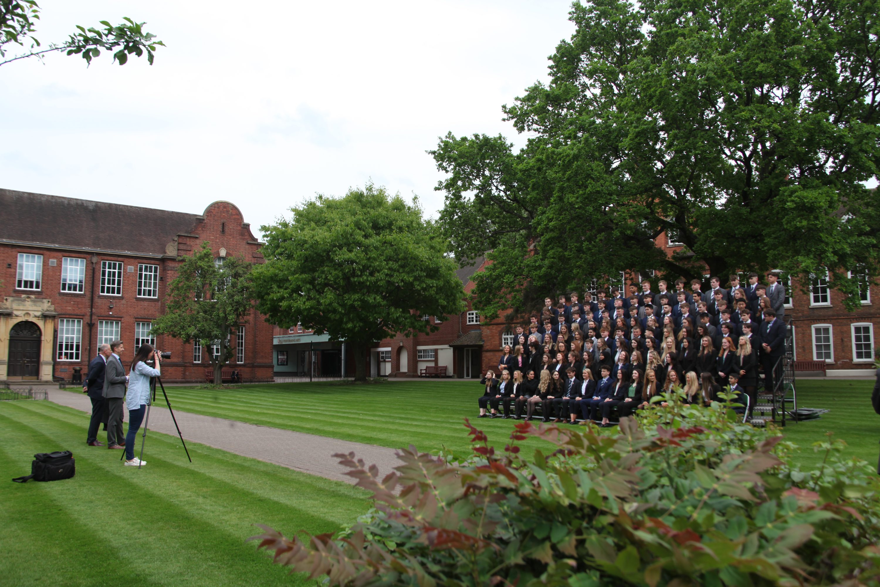 Leavers’ photograph - serious