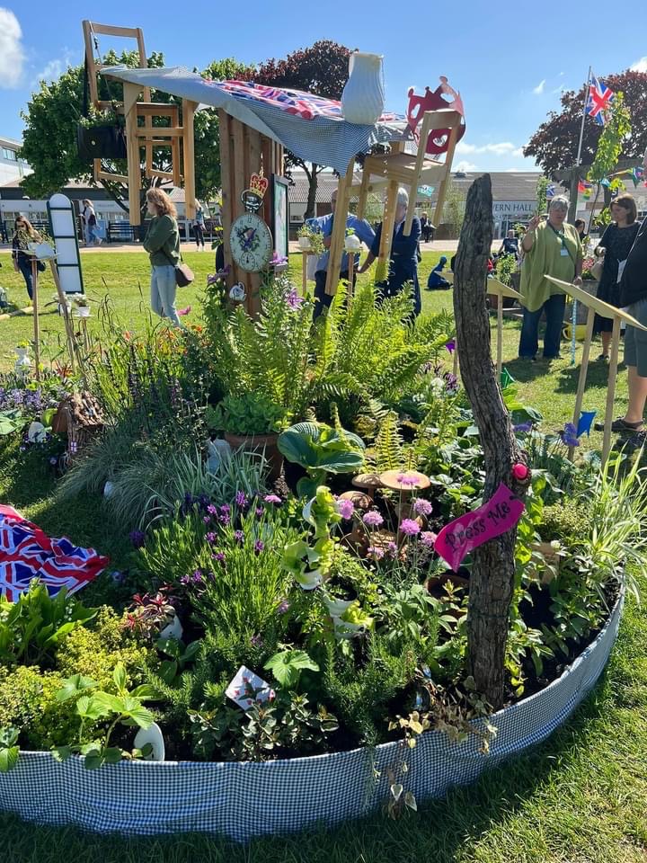 The finished Show Garden- 'A Mad Hatter’s Tea Party’ The finished Show Garden- 'A Mad Hatter’s Tea Party’