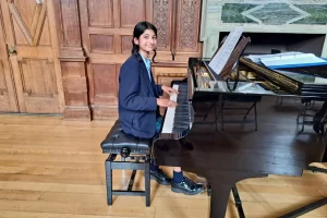 Musicians Shine at the Final Teatime Concert of the Year 4