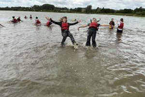 Year Eight Enjoy Outdoor Adventure at Lakeside Year Eight Enjoy Outdoor Adventure at Lakeside