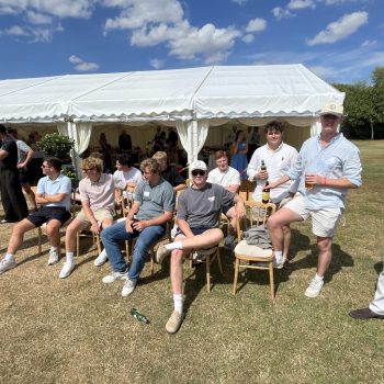 A Warm Welcome Back for Old Elizabethans at the Cricket Festival A Warm Welcome Back for Old Elizabethans at the Cricket Festival