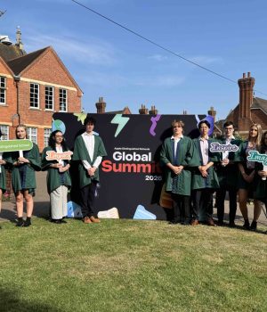 Global Summit Brings Apple Distinguished Schools to RGS Worcester